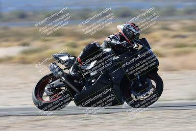 media/Nov-16-2025-Race Pace (Sun) [[8c5fa54630]]/Verified Riders/3-Turn 14 (1045am)/